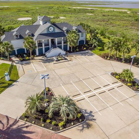 Harborwalk Lodge Hitchcock Экстерьер фото
