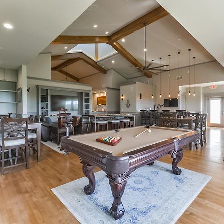 Harborwalk Lodge Hitchcock Экстерьер фото