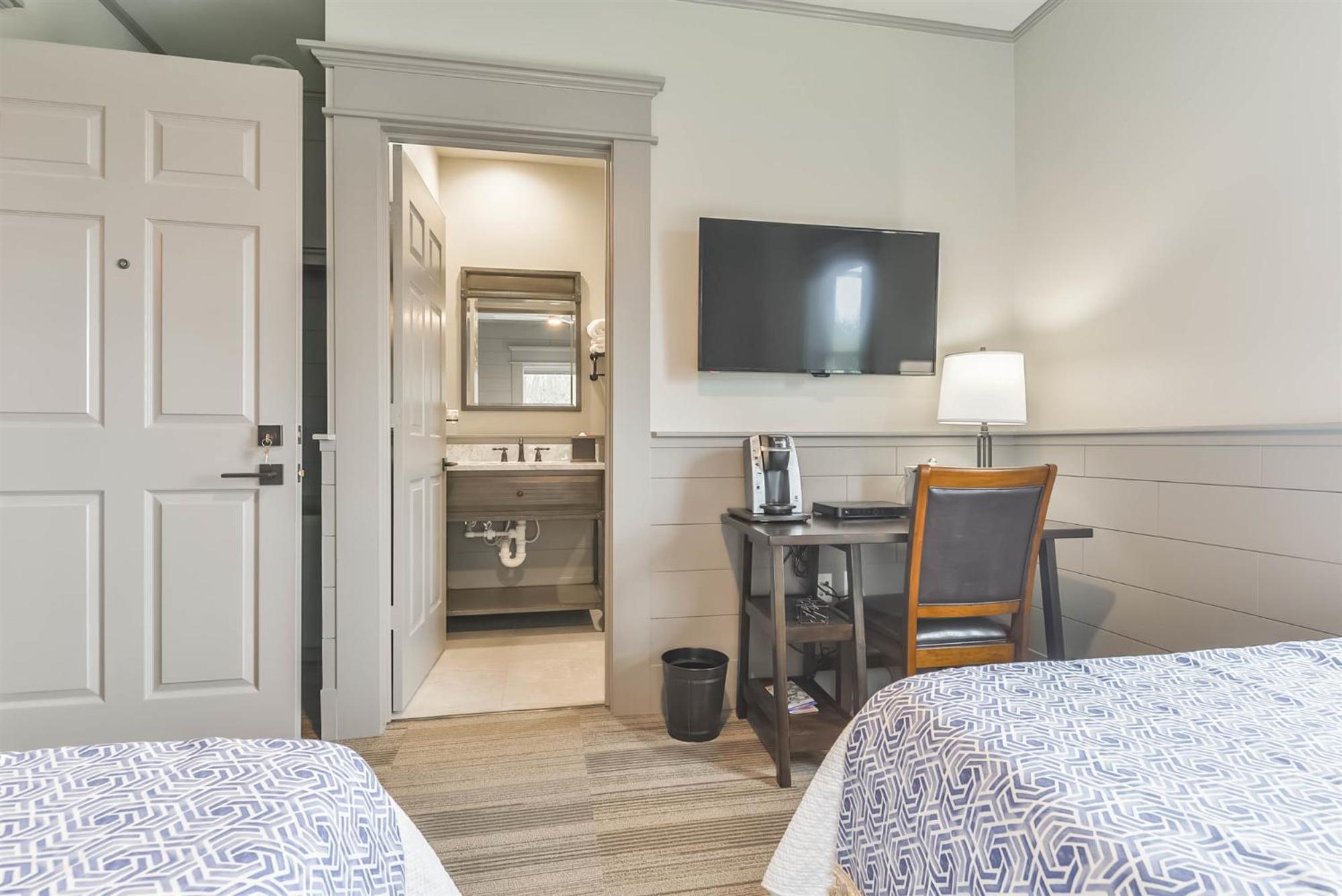 Harborwalk Lodge Hitchcock Экстерьер фото